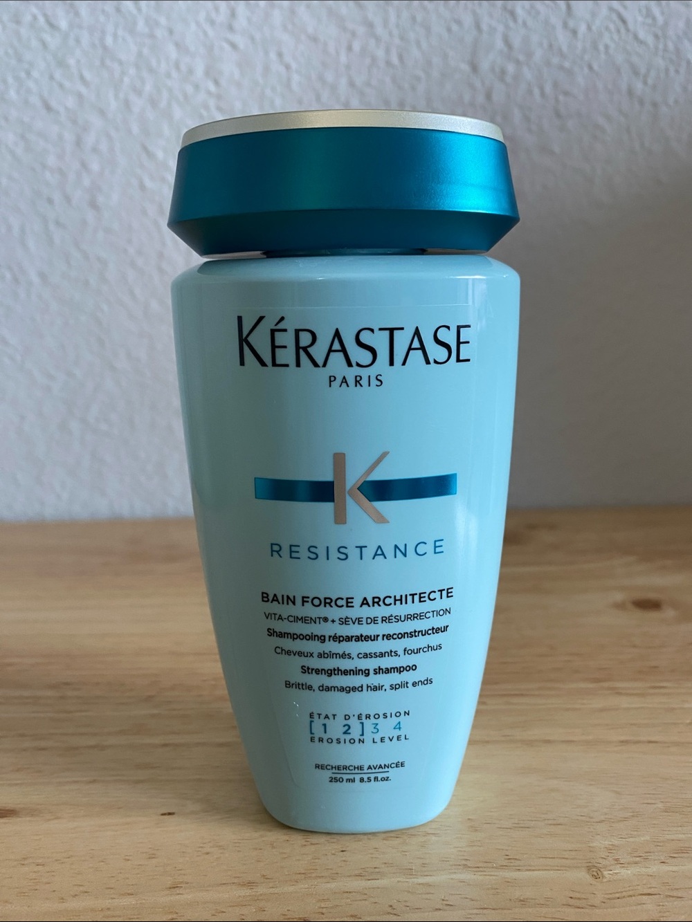 Kerastase Resistance Luxury Shampoo (Bain Force Architecte)